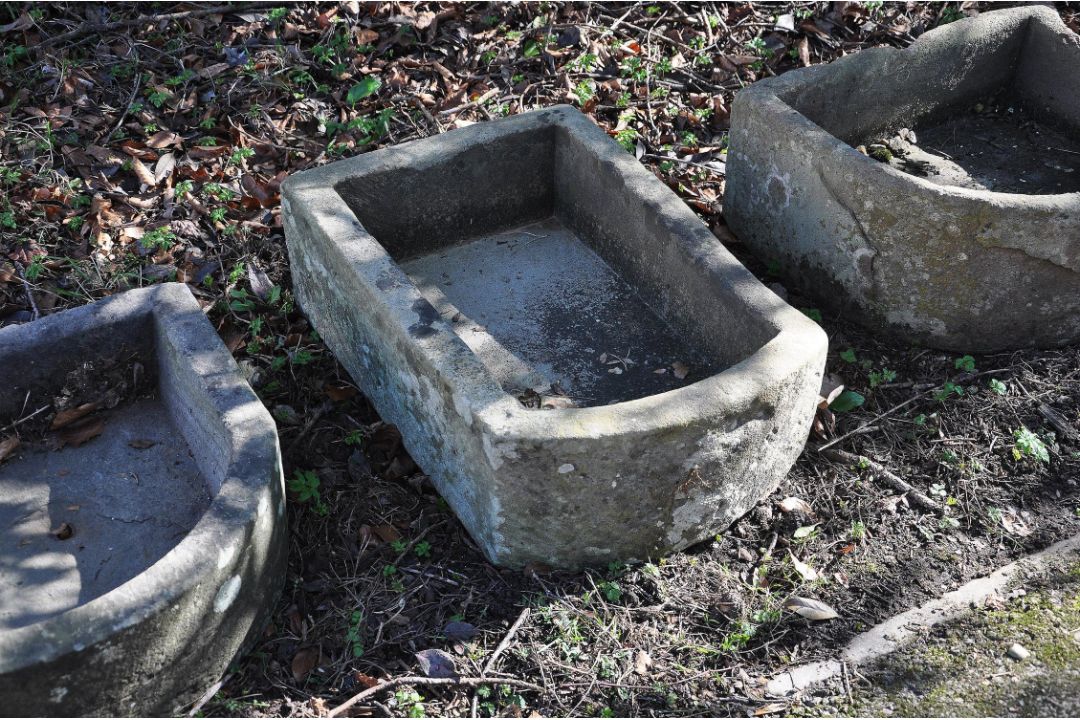 Three various stone troughs or basins - Image 3 of 3