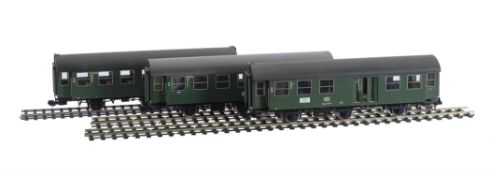A rake of three gauge 1 DB six-wheel coaches