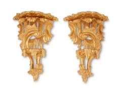 A PAIR OF GEORGE III CARVED GILTWOOD WALL BRACKETS