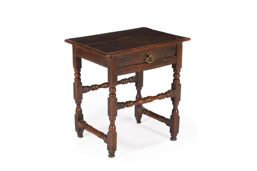 A COMMONWEALTH OAK SIDE TABLE, MID 17TH CENTURY - Image 2 of 5