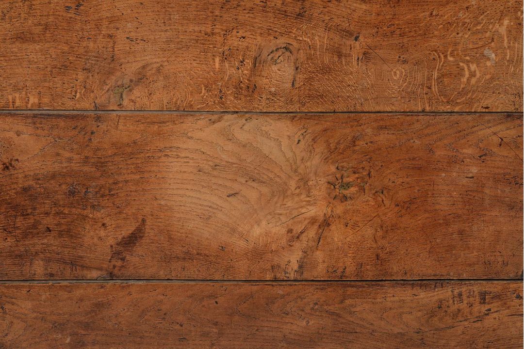AN OAK REFECTORY TABLE, LATE 18TH CENTURY/EARLY 19TH CENTURY - Image 3 of 4