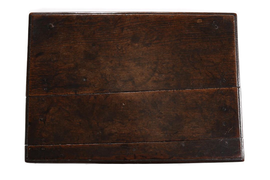 A COMMONWEALTH OAK SIDE TABLE, MID 17TH CENTURY - Image 5 of 5