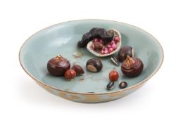 An unusual Chinese Tromp L'oeil dish