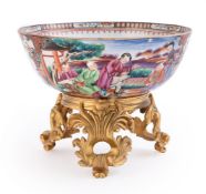 A Chinese Famille Rose Mandarin palette bowl