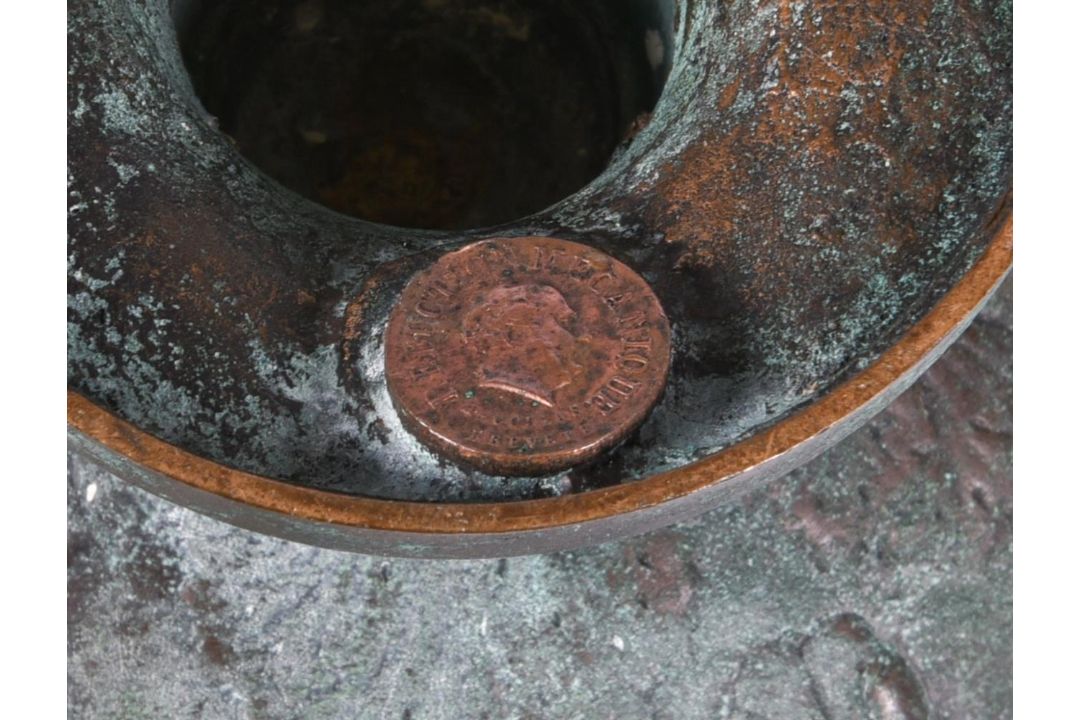 A small bronze model of the 'Warwick' vase - Image 6 of 6