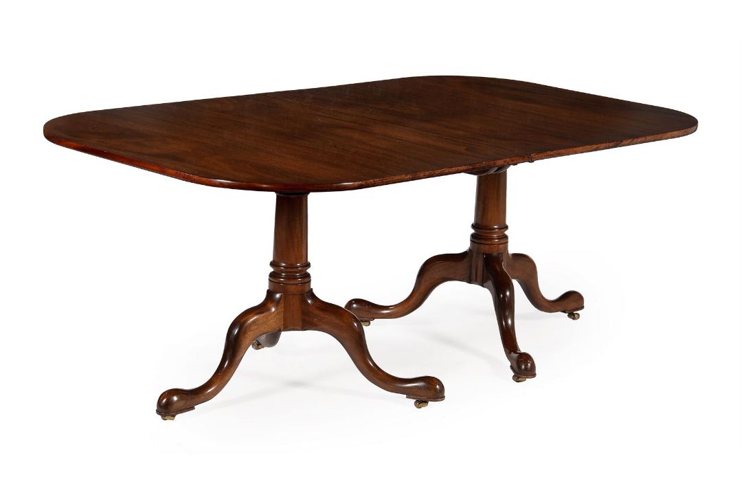 A mahogany twin pedestal dining table in George III style - Image 2 of 3