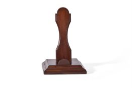 A LARGE REGENCY MAHOGANY SALVER OR PLATE STAND, IN THE MANNER OF GILLOWS, CIRCA 1820