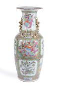A LARGE CHINESE CANTON FAMILLE ROSE VASE, 19TH CENTURY