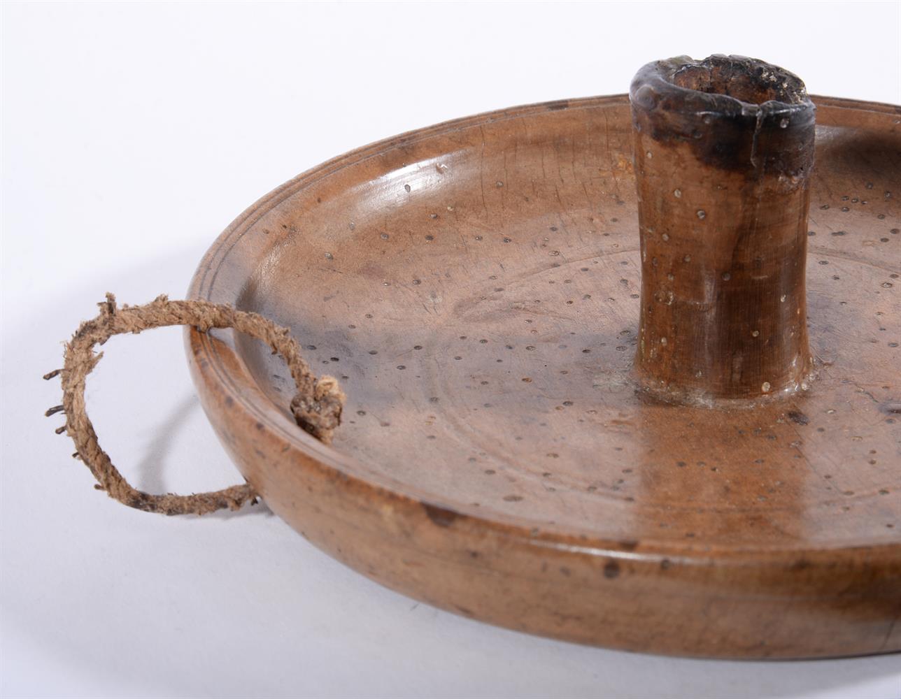 A RARE TREEN TURNED FRUITWOOD CANDLESTICK, 18TH CENTURY AND A TURNED SYCAMORE CANDLESTICK - Image 5 of 7