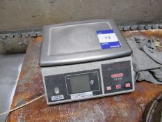 Avery Berkel HL220 Digital Scale, 6kg