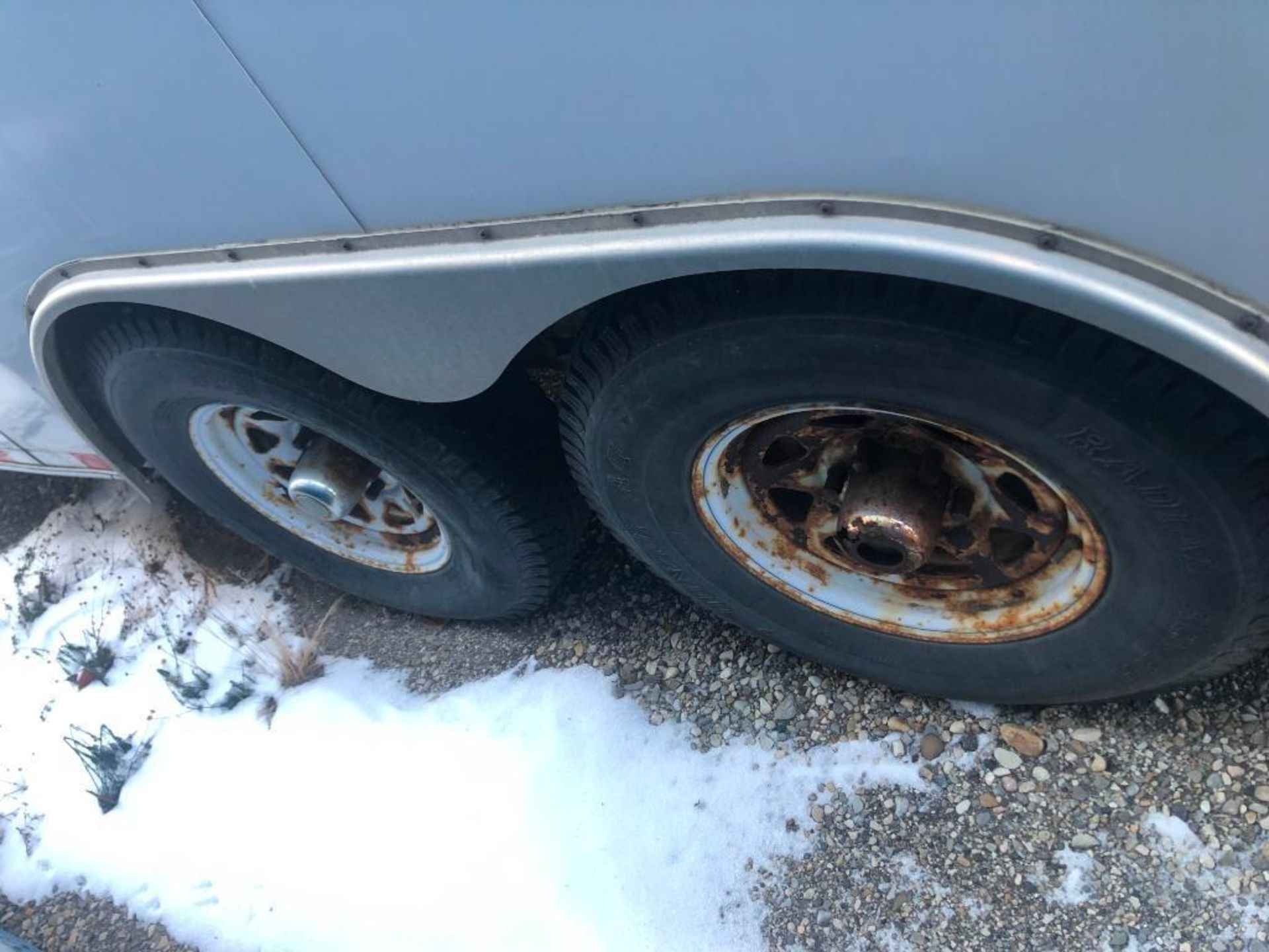 2004 Royal Tandem Axle 16' Enclosed Cargo Trailer. VIN 2S9PL436843013582. **LOCATED IN EDMONTON** - Image 7 of 8