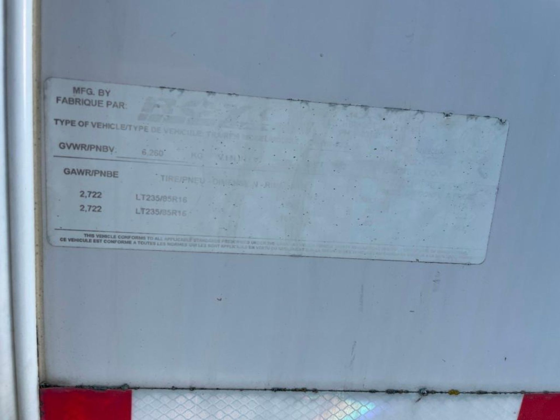 2004 Royal Tandem Axle 16' Enclosed Cargo Trailer. VIN 2S9PL436843013582. **LOCATED IN EDMONTON** - Image 4 of 8