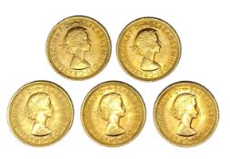 Elizabeth II five gold Sovereign coins, 1967