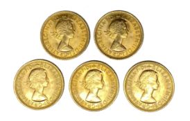 Elizabeth II five gold Sovereign coins, 1967
