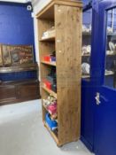20th cent. Large pine bookcase, five shelves. 84ins. x 30ins. x 16ins.