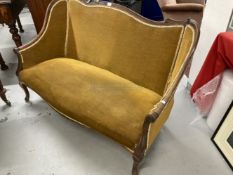Late 19th cent. Mahogany shaped back settee on cabriole legs. Approx. Width 58ins. Height 36ins.