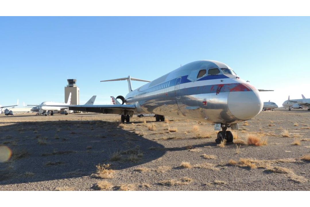 1989 MD 82 Air Frame Tail # N487AA - Image 2 of 27