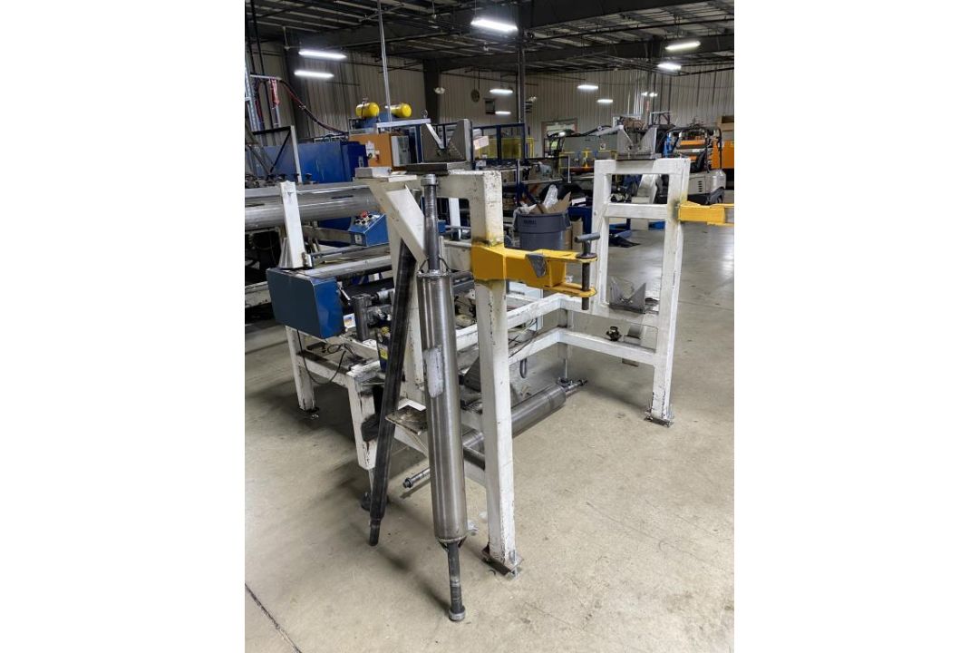 Rebuilt Thin Gauge Thermoformer - Image 16 of 18