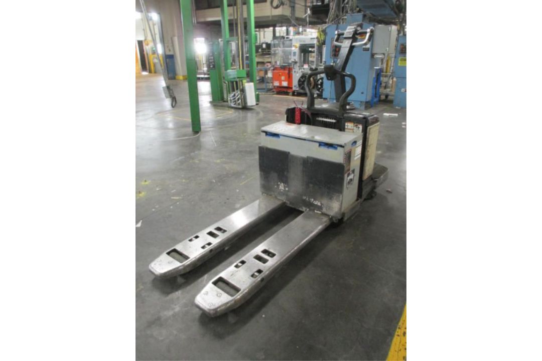 Pallet Jack - Image 1 of 2
