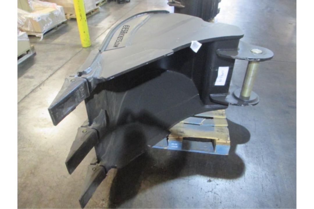* NEW, NEVER USED * Excavator Bucket - Image 1 of 5