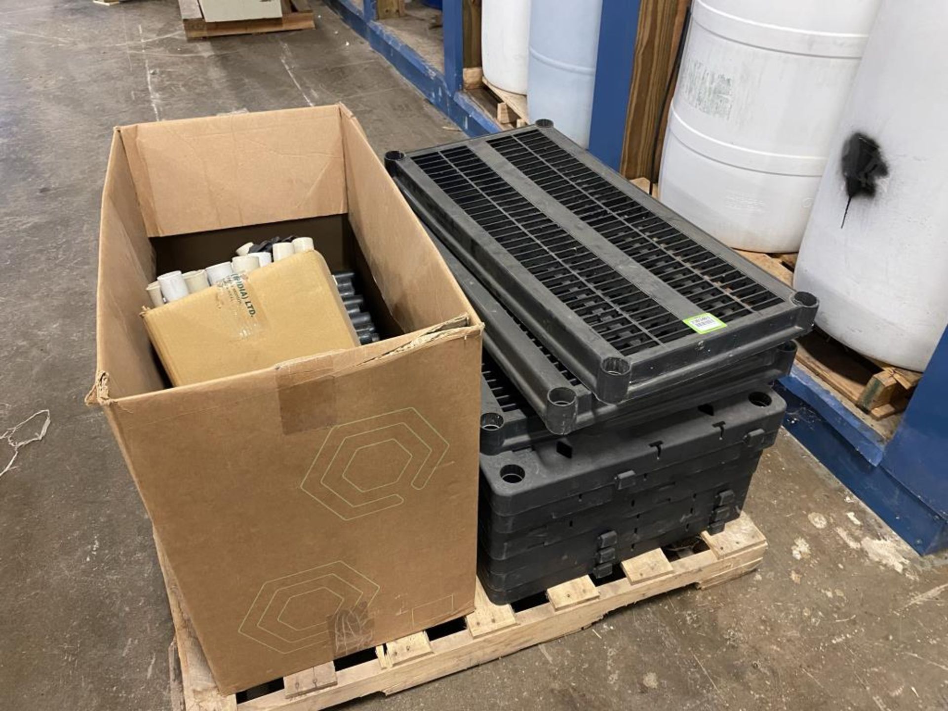 Plastic Shelving