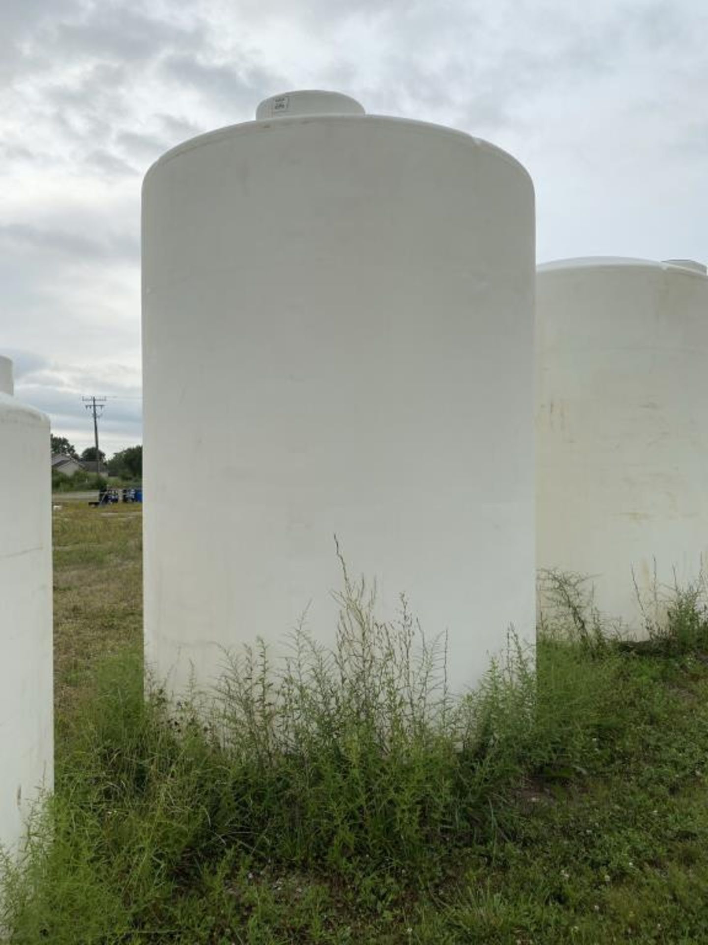 Plastic Tank - Image 3 of 4