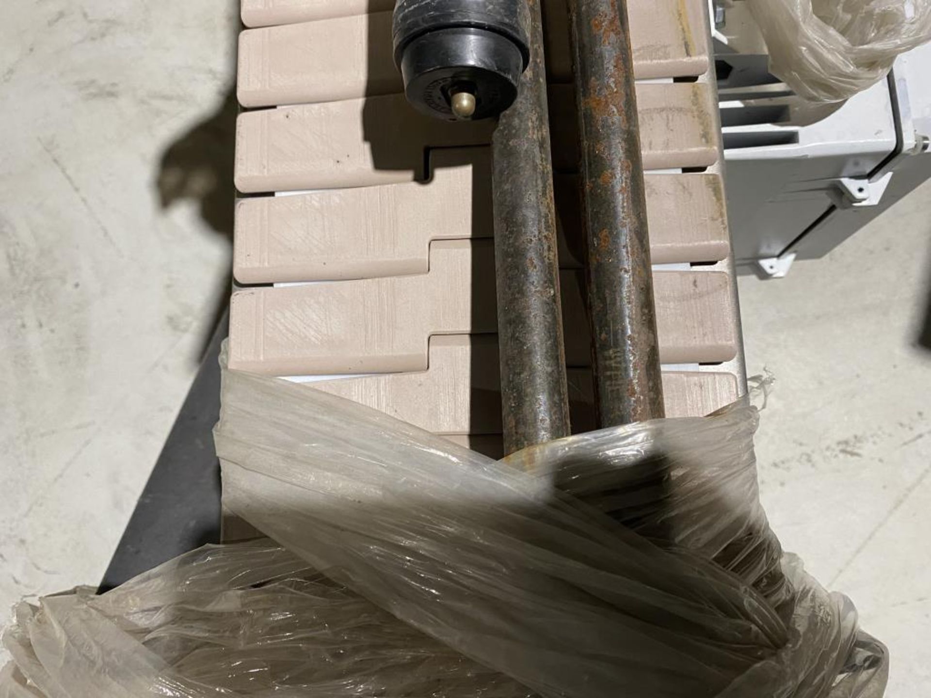 Conveyor - Image 2 of 2