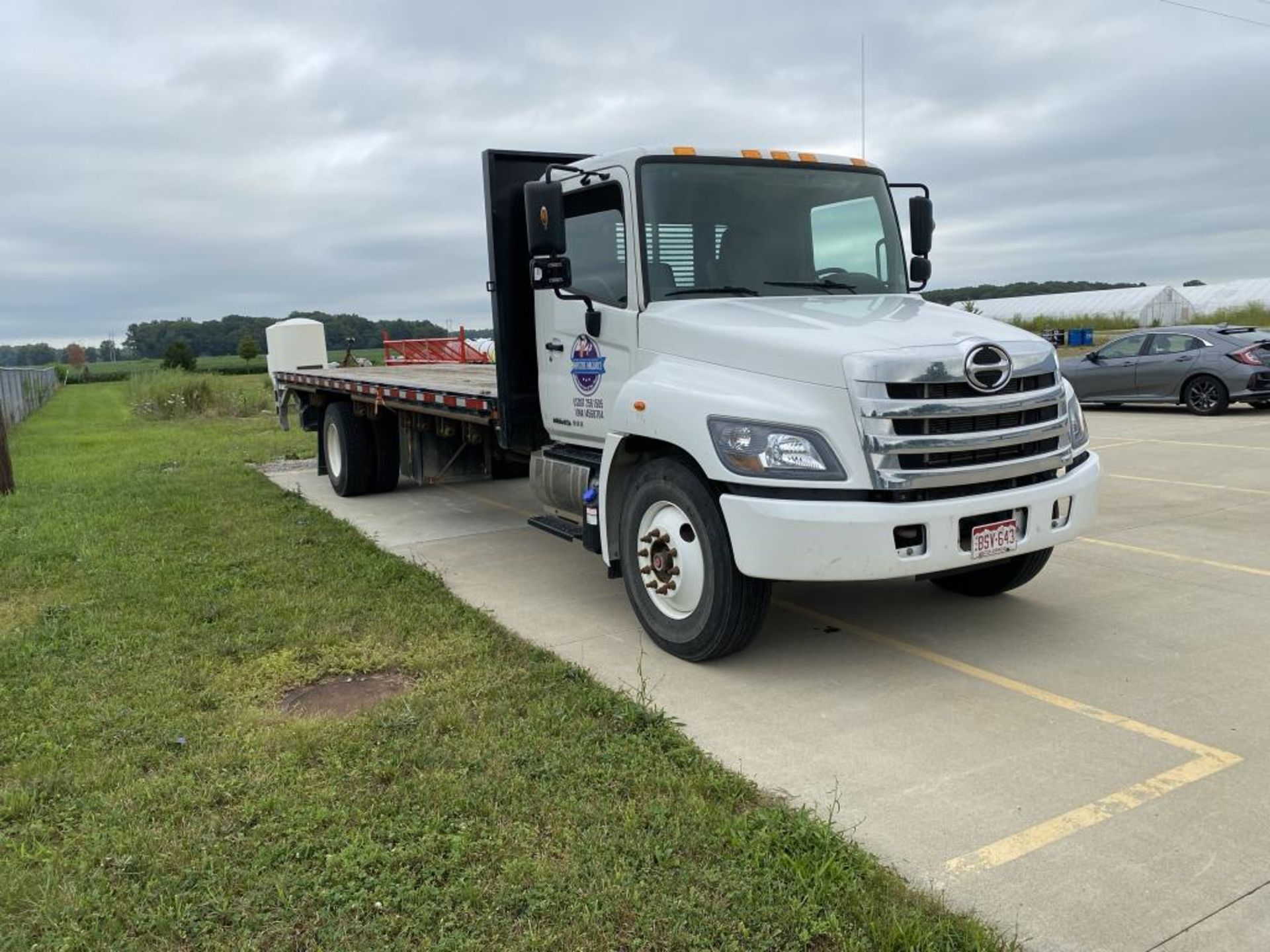 Flatbed Truck - Image 2 of 9