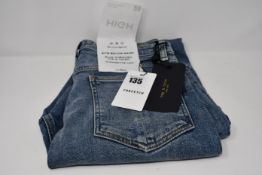 One as new Rag & Bone high waist jeans size 28 (WDD20S2647CLAR 0-ARCTIC).