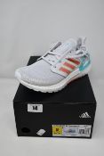 One as new Adidas Ultraboost 20 Primeblue W shoes size UK 6.5.
