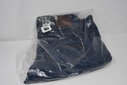 One as new G Raw Midge Mid Straight women Jeans size 28/32.