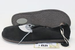 A pair of as new Gurdun Sjoden Schnurschuhe laced shoes (EU 42 - RRP £129).