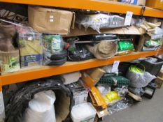 A quantity of miscellaneous garden/outdoor related items.