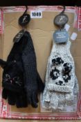 A quantity of children's as new Atmosphere panda/cat gloves (Approximately 80 pairs - RRP £4 each).