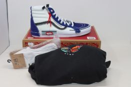 A pair of as new Vans Sk8-Hi Reissue Cap sneakers (UK 9), Vans Metamorphosis hoodie (S) and Vans
