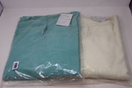 Four as new Free People oversized sweaters size XS (Colour: 2 x evening cream, 2 x emerald).