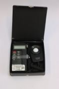 One pre-owned TES-1334A Lightmeter.