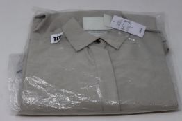 One as new Club Monaco Curve hem beige shirtdress size 0.