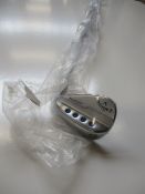 A Callaway Jaws MD5 56-10s steel golf wedge (Right handed).