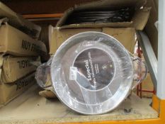 Twenty four professional paella pans, 30cm.