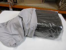 One boxed as new Horizn Studios suitcase (Colour: Olive green).