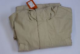 One men's as new Ben Sherman Four Pocket Hooded jacket size XL (0062387).