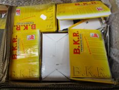 Ten boxes of ten as new snap hooks (PS 22042).