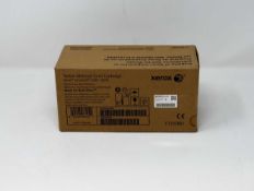 A boxed as new Xerox Versalink C600/C605 Yellow Metered Toner Cartridge 106R03894.