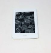 A pre-owned Amazon Kindle Paperwhite (DP75SDI) E-reader in White.