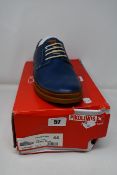 A pair of as new Pikolinos Palomos Mor shoes (EU 44).