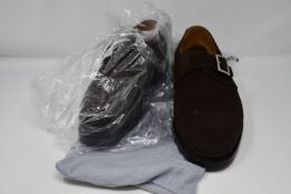 A pair of men's as new Morjas suede buckle shoes in brown (7.5).