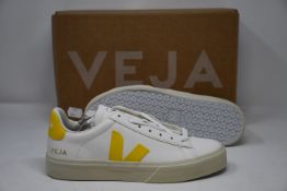 A pair of as new Veja Campo Chromefree leather extra white trainers (UK 4).