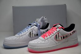 A pair of as new Nike Air Force 1 '07 trainers (UK 8).