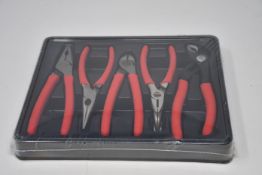 A boxed as new Mac Tools 5 piece small set (FPS5S).